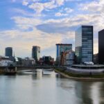 Stadtansicht von Düsseldorf – Hundeschule in Düsseldorf finden